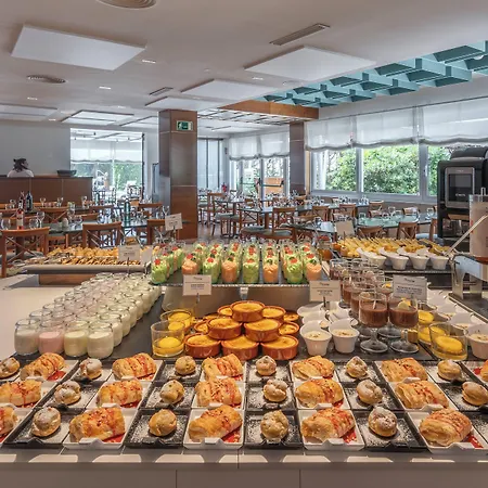 Prestige Victoria Hotel 3*