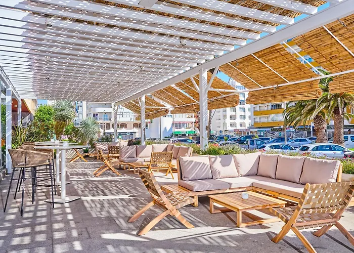 Prestige Victoria Hotel
