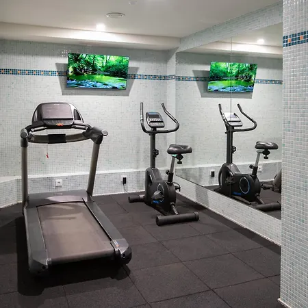 Prestige Victoria Hotell