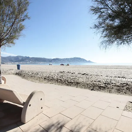 Prestige Victoria Hotel 3*