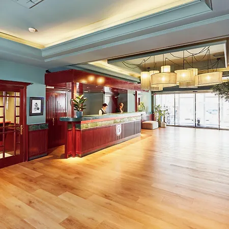 Hotel Prestige Victoria